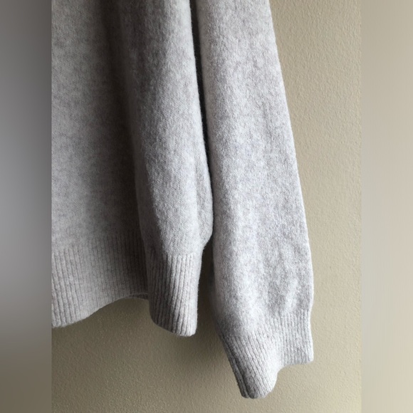 New Everlane Crew Neck Wool Sweater Size Large - Picture 5 of 9